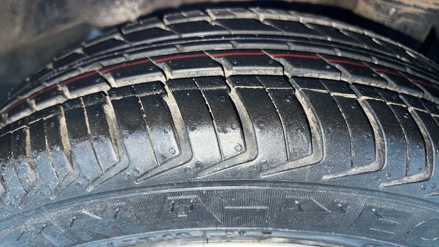 Second-hand 2015 Hyundai EON Sportz for sale in Chandigarh-30