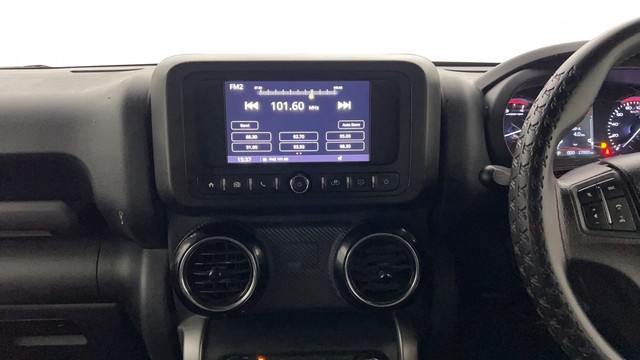 Second-hand 2021 Mahindra Thar LX Hard Top AT for sale in Kanpur-26