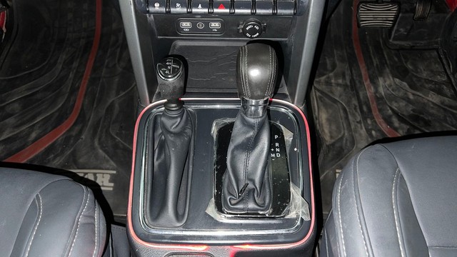 Second-hand 2021 Mahindra Thar LX Hard Top AT for sale in Kanpur-12