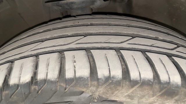 Second-hand 2021 Jeep Compass 1.4 Limited Opt DCT BSVI for sale in Chennai-24