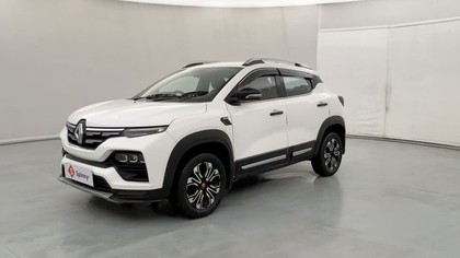 Second-hand 2022 Renault Kiger RXZ Turbo CVT for sale in Lucknow