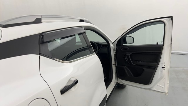 Second-hand 2022 Renault Kiger RXZ Turbo CVT for sale in Lucknow-16