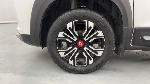 Second-hand 2022 Renault Kiger RXZ Turbo CVT for sale in Lucknow-20