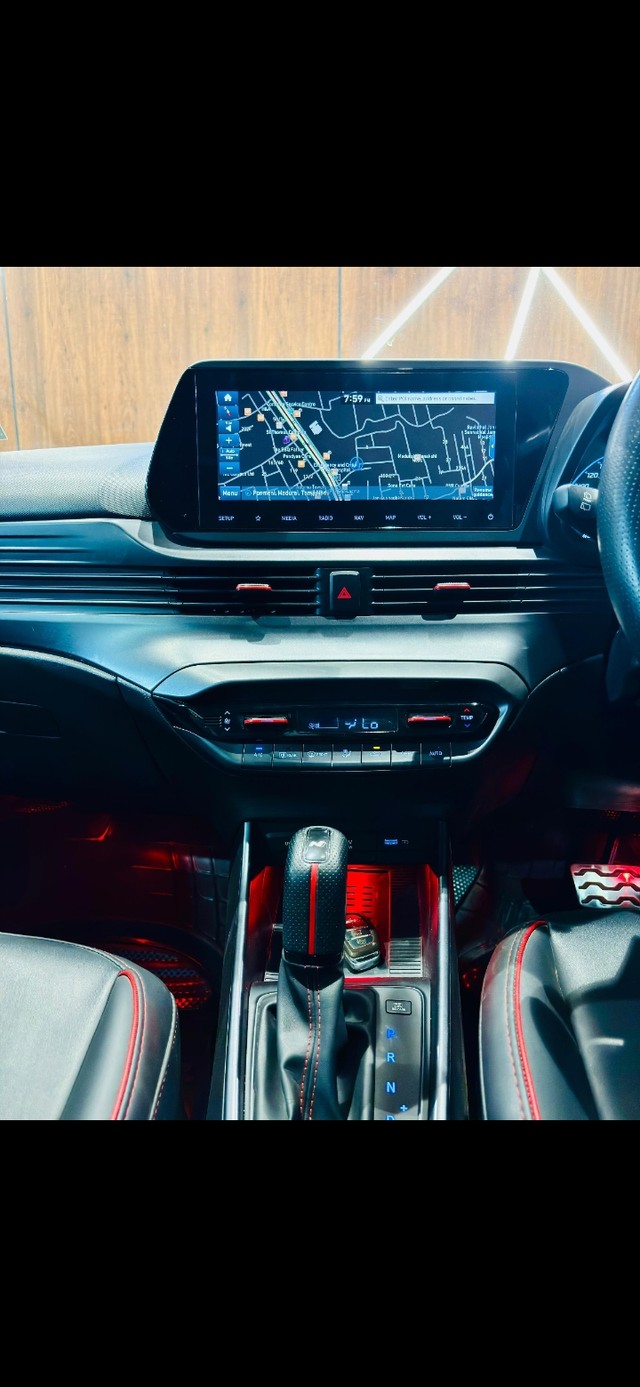 Second-hand 2023 Hyundai i20 Asta Turbo DCT for sale in Madurai-4