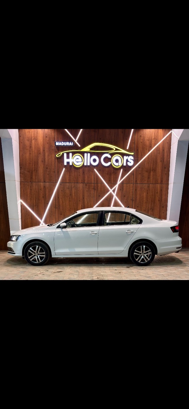 Second-hand 2016 Volkswagen Jetta 2.0L TDI Highline AT for sale in Madurai-1