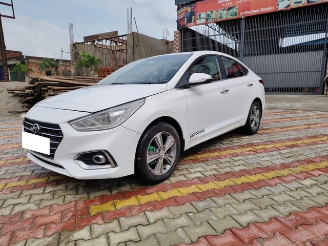 Second-hand 2019 Hyundai Verna CRDi 1.6 SX Option for sale in Sambhal-4