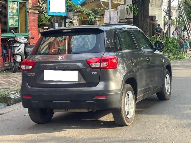 Second-hand 2016 Maruti Suzuki Vitara Brezza VDi Option for sale in Kolkata-8