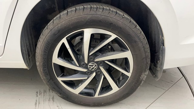 Second-hand 2023 Volkswagen Virtus Topline for sale in Hyderabad-19
