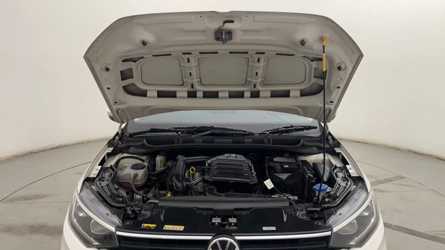 Second-hand 2023 Volkswagen Virtus Topline for sale in Hyderabad-8