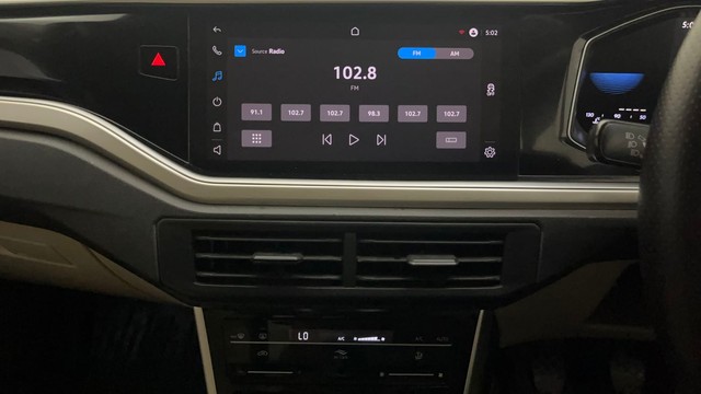 Second-hand 2023 Volkswagen Virtus Topline for sale in Hyderabad-25