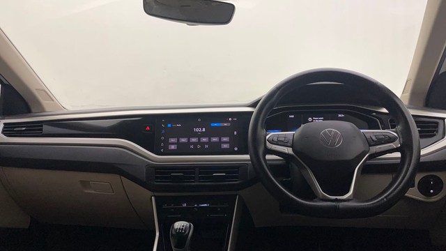Second-hand 2023 Volkswagen Virtus Topline for sale in Hyderabad-11