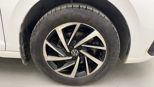 Second-hand 2023 Volkswagen Virtus Topline for sale in Hyderabad-17