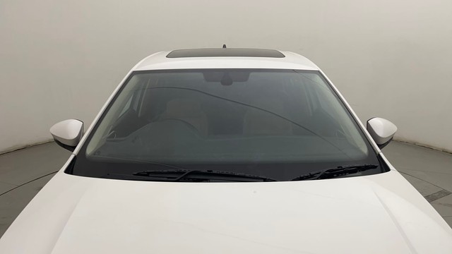 Second-hand 2023 Volkswagen Virtus Topline for sale in Hyderabad-10