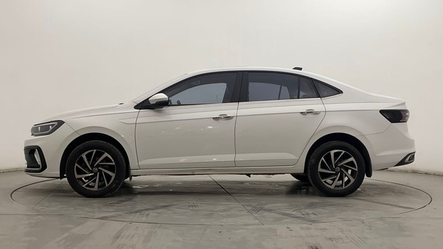 Second-hand 2023 Volkswagen Virtus Topline for sale in Hyderabad-6