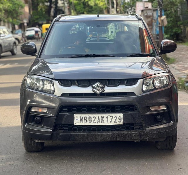 Second-hand 2016 Maruti Suzuki Vitara Brezza VDi Option for sale in Kolkata-2