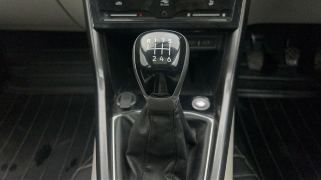 Second-hand 2021 Volkswagen Taigun 1.0 Topline for sale in Chandigarh-12