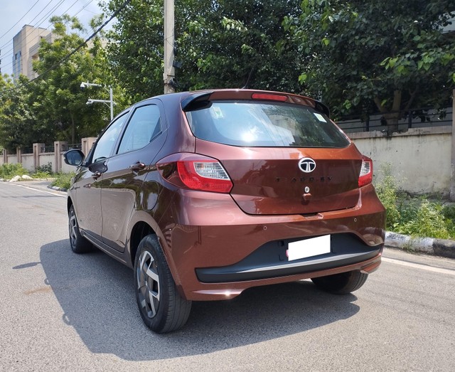 Second-hand 2025 Tata Tiago EV XT LR for sale in New Delhi-3