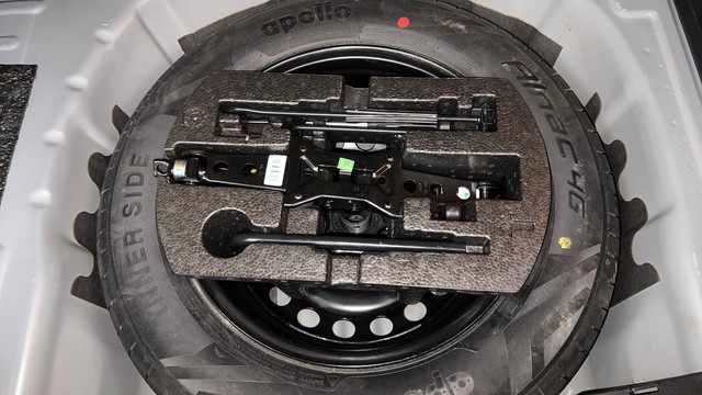 Second-hand 2022 Skoda Kushaq 1.5 TSI Ambition for sale in Chandigarh-21