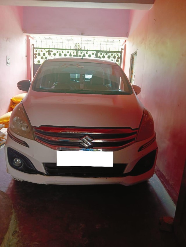 Second-hand 2016 Maruti Ertiga BSIV VXI for sale in Lucknow-2