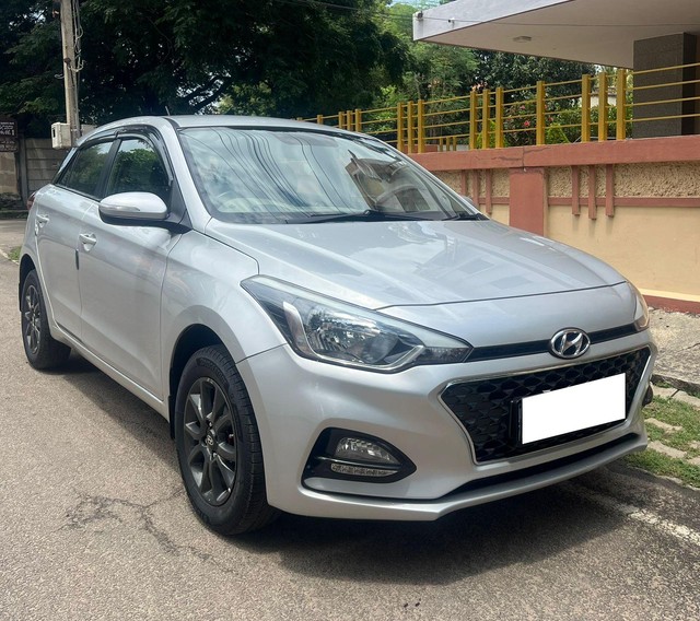 Hyundai i20 1.2 Asta Second-hand 2018 Hyundai i20 1.2 Asta for sale in Mysore-0