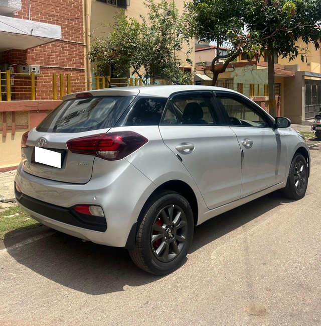 Hyundai i20 1.2 Asta Second-hand 2018 Hyundai i20 1.2 Asta for sale in Mysore-1