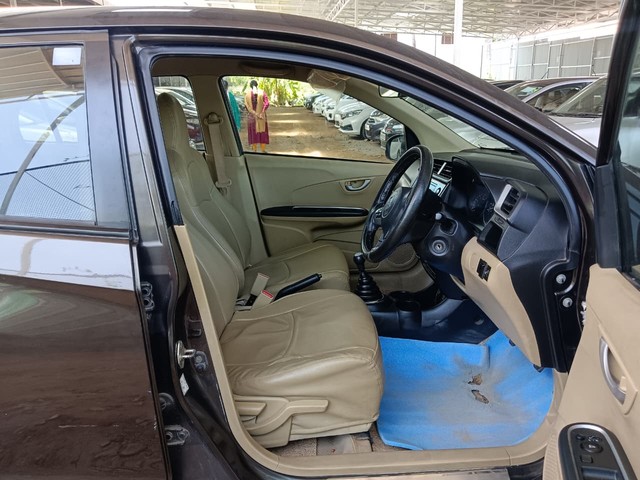 Second-hand 2017 Honda Amaze VX i DTEC for sale in Erode-6