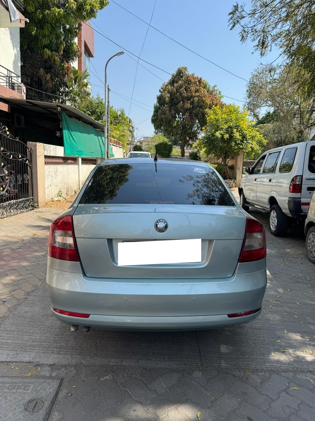 Second-hand 2010 Skoda Laura 1.9 TDI MT Elegance for sale in Nagpur-1