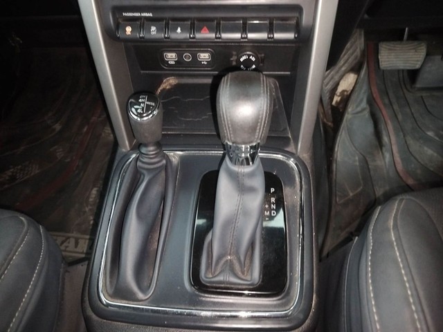 Second-hand 2021 Mahindra Thar LX Convert Top AT for sale in Coimbatore-12