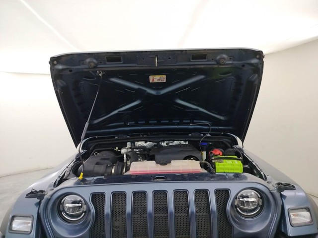 Second-hand 2021 Mahindra Thar LX Convert Top AT for sale in Coimbatore-8