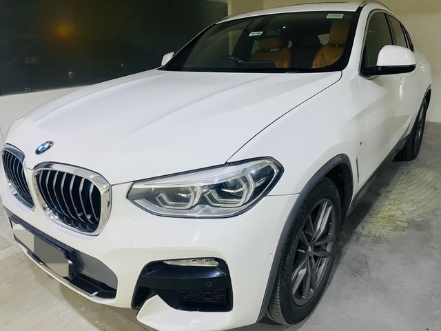 Second-hand 2019 BMW X4 M Sport X xDrive30d for sale in Ahmedabad-1