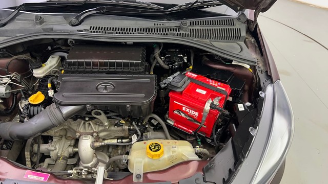 Second-hand 2022 Tata Tigor XZ for sale in Kolkata-32