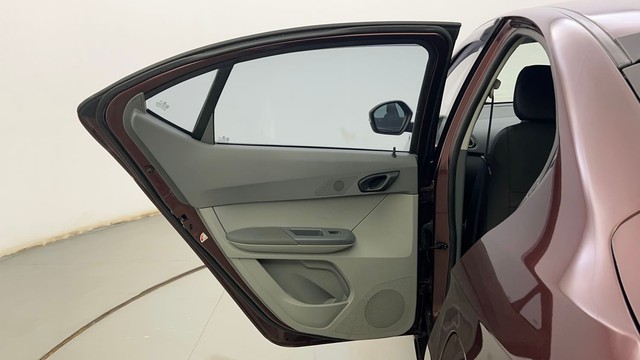 Second-hand 2022 Tata Tigor XZ for sale in Kolkata-33