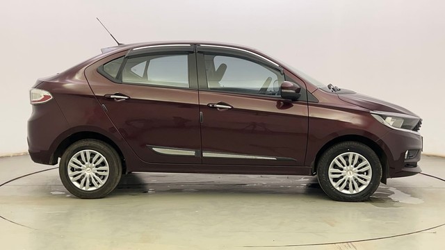 Second-hand 2022 Tata Tigor XZ for sale in Kolkata-2