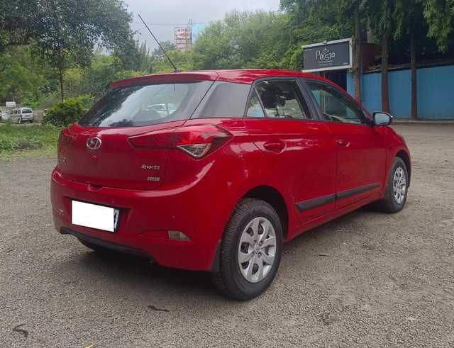 Hyundai i20 Sportz 1.2 Second-hand 2016 Hyundai i20 Sportz 1.2 for sale in Nashik-7