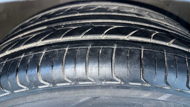 Second-hand 2018 Maruti Ciaz Petrol for sale in Noida-26