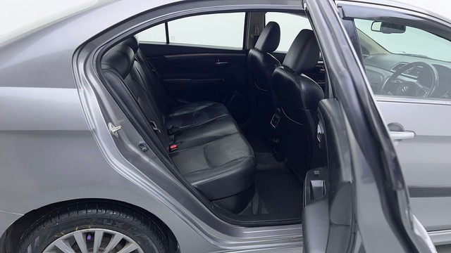 Second-hand 2018 Maruti Ciaz Petrol for sale in Noida-29