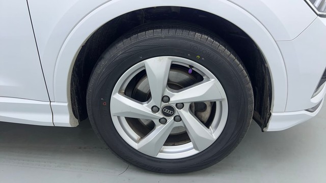 Second-hand 2023 Audi Q3 Premium Plus for sale in Gurgaon-17