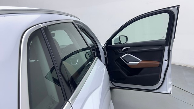 Second-hand 2023 Audi Q3 Premium Plus for sale in Gurgaon-16