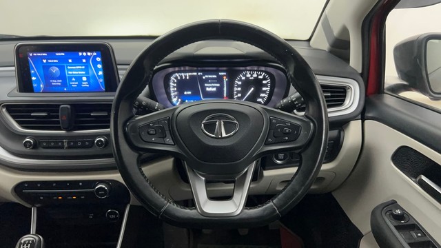Second-hand 2021 Tata Altroz XZ Plus for sale in Mumbai-27