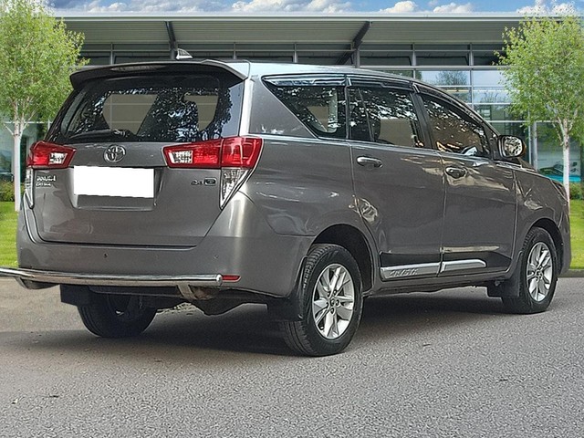 Second-hand 2019 Toyota Innova Crysta 2.4 G Plus MT BSIV for sale in New Delhi-8