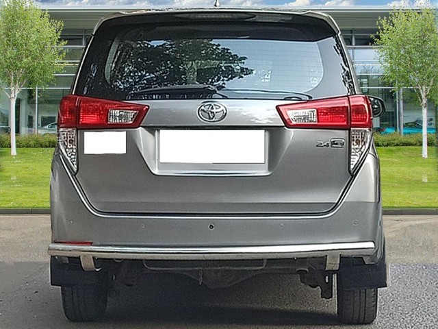 Second-hand 2019 Toyota Innova Crysta 2.4 G Plus MT BSIV for sale in New Delhi-2