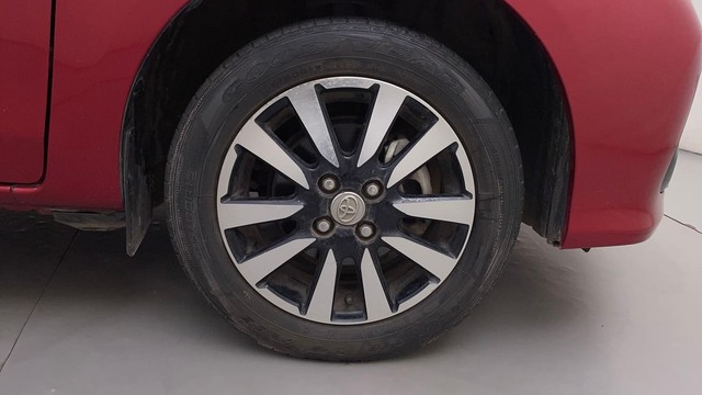 Second-hand 2019 Toyota Etios Liva 1.2 VX Dual Tone for sale in Mysore-17