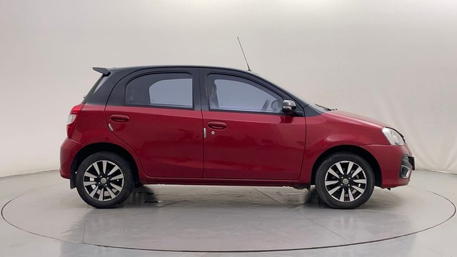 Second-hand 2019 Toyota Etios Liva 1.2 VX Dual Tone for sale in Mysore-2