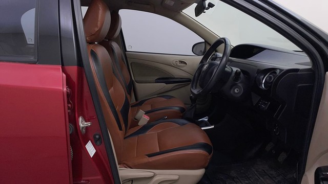 Second-hand 2019 Toyota Etios Liva 1.2 VX Dual Tone for sale in Mysore-15