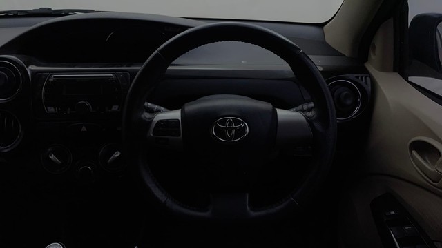 Second-hand 2019 Toyota Etios Liva 1.2 VX Dual Tone for sale in Mysore-36