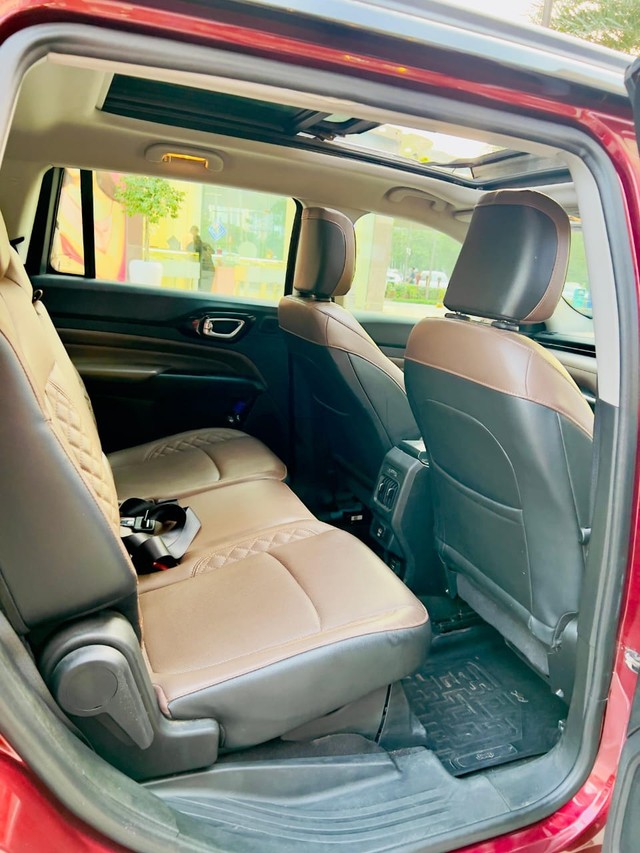 Second-hand 2022 Jeep Meridian Limited Opt AT BSVI for sale in Faridabad-7