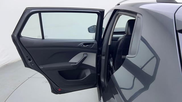 Second-hand 2022 Skoda Kushaq 1.5 TSI Ambition for sale in Noida-24