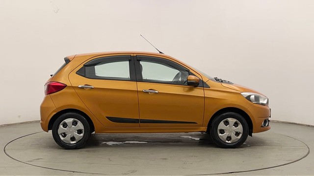 Second-hand 2016 Tata Tiago XZ Opt Diesel for sale in Chandigarh-2