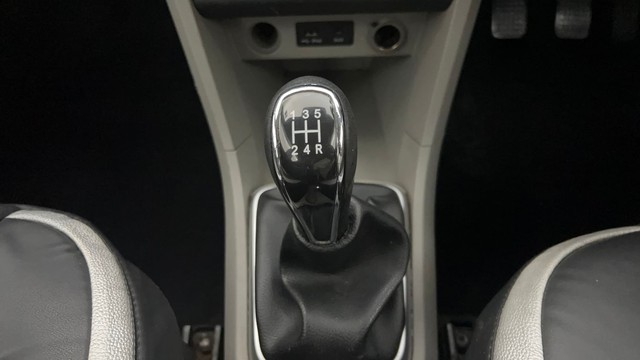 Second-hand 2016 Tata Tiago XZ Opt Diesel for sale in Chandigarh-12