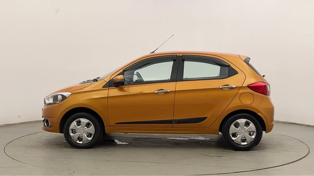 Second-hand 2016 Tata Tiago XZ Opt Diesel for sale in Chandigarh-6